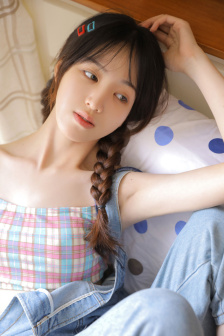 《漂亮的女邻居》三级